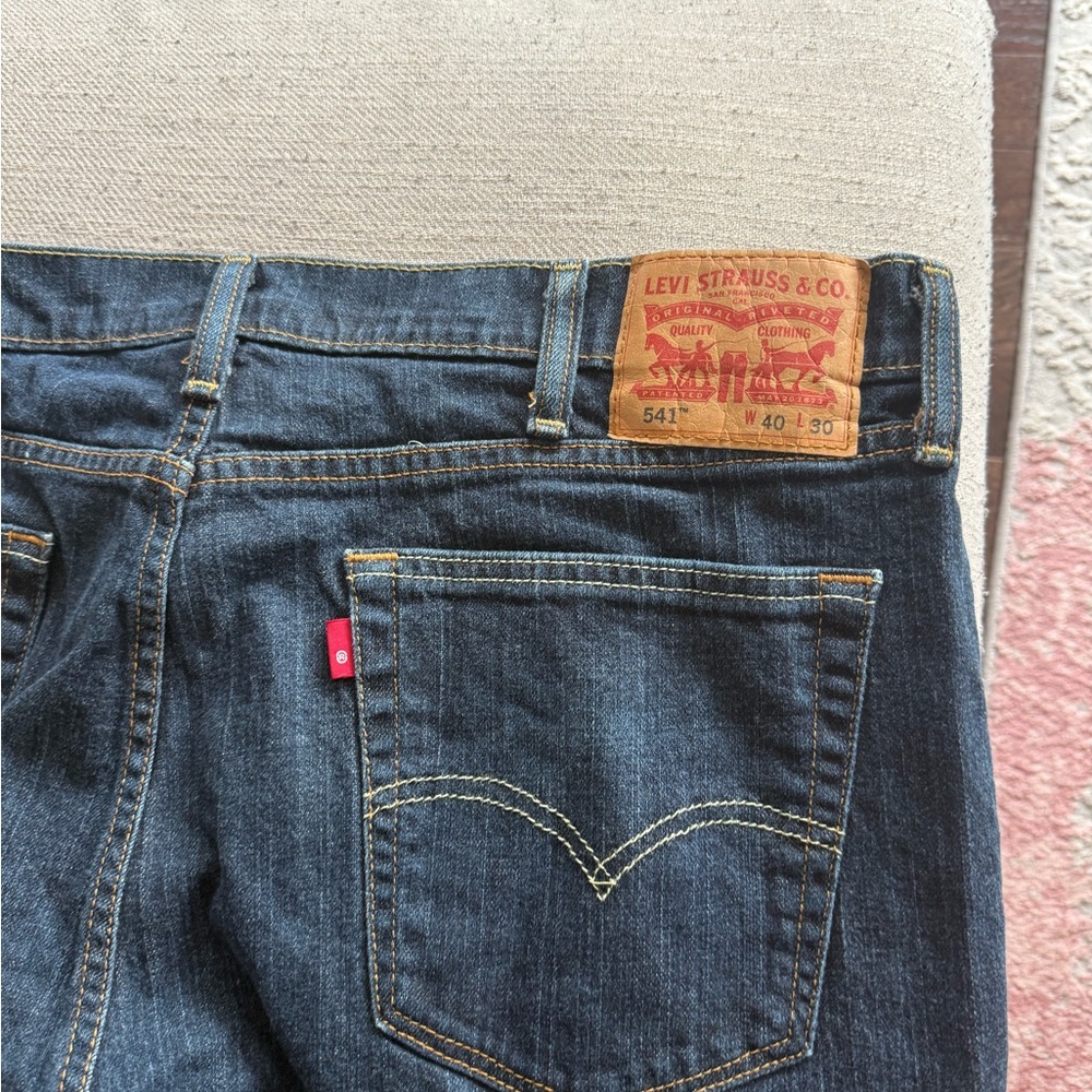 Levi's 541 Jeans 5 Pocket Dark Wash Blue Denim Straight Leg Men's 40 x 30